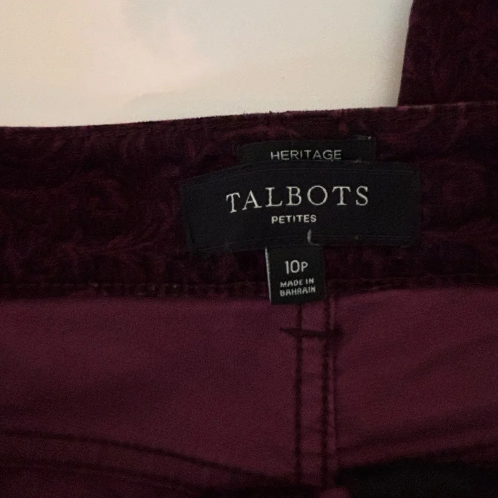 TALBOTS Heritage Burgundy Velveteen Jeans Size 10P